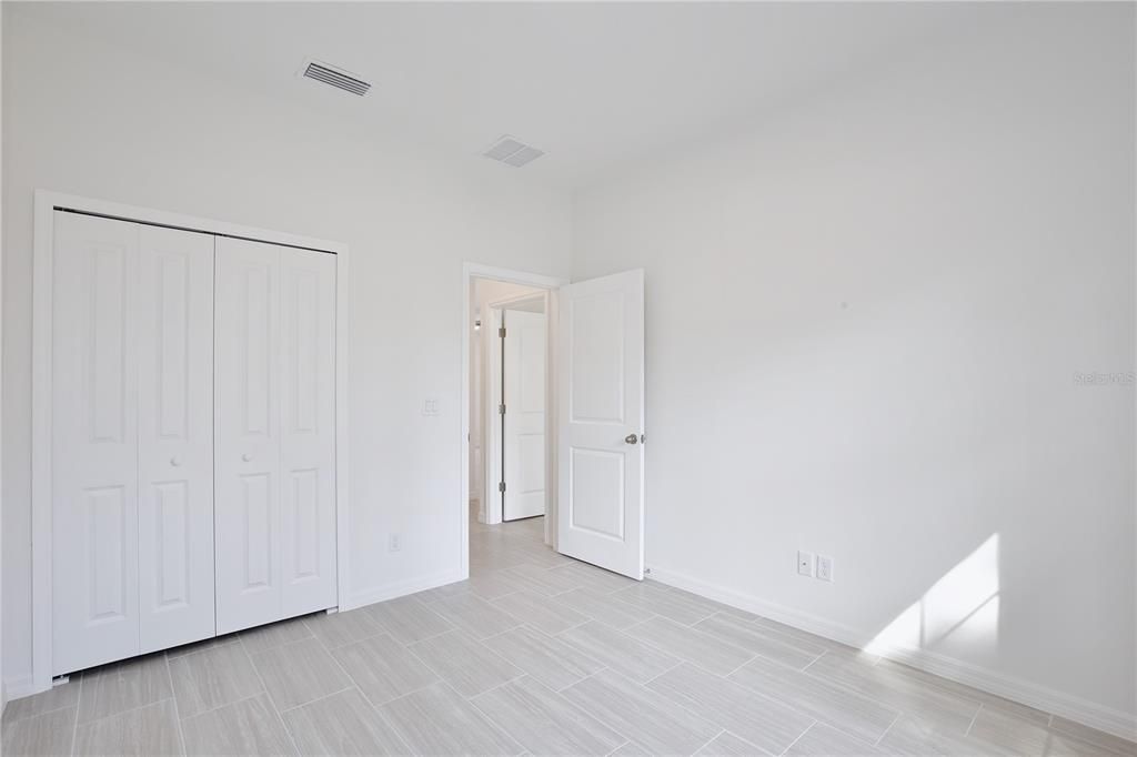 Active With Contract: $289,900 (3 beds, 2 baths, 1380 Square Feet)