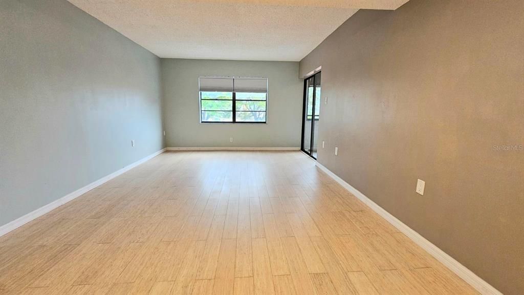 Recently Rented: $1,495 (2 beds, 2 baths, 955 Square Feet)