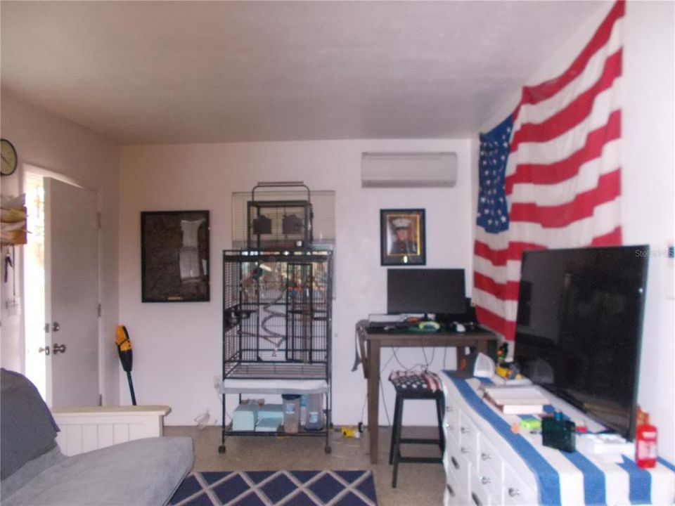 For Sale: $500,000 (2 beds, 0 baths, 861 Square Feet)