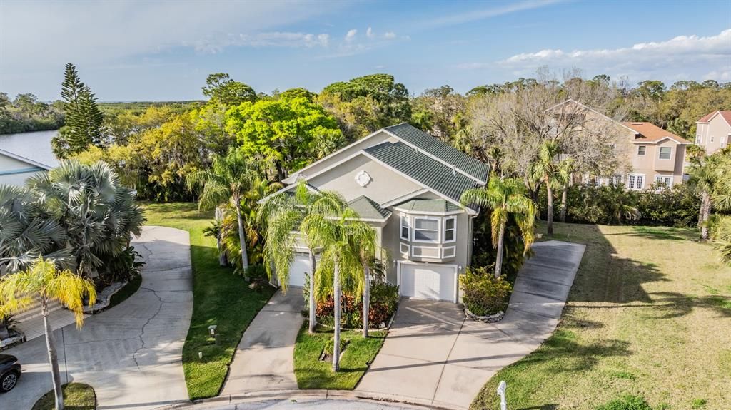 Active With Contract: $650,000 (3 beds, 3 baths, 2602 Square Feet)