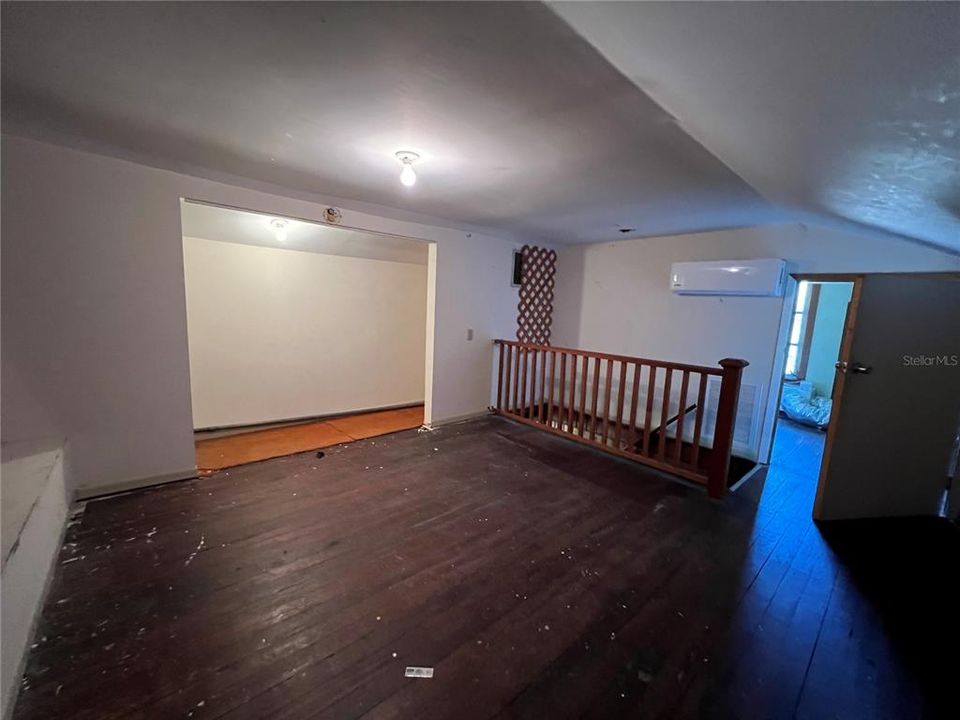 For Sale: $205,000 (3 beds, 2 baths, 1458 Square Feet)