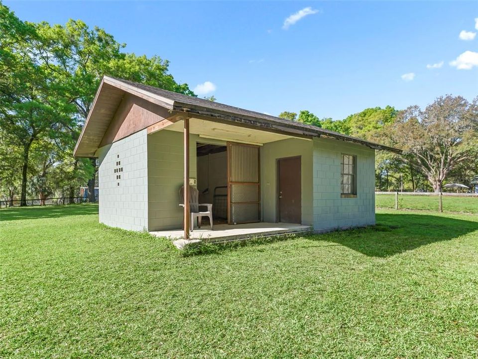 For Sale: $530,000 (4 beds, 2 baths, 2142 Square Feet)