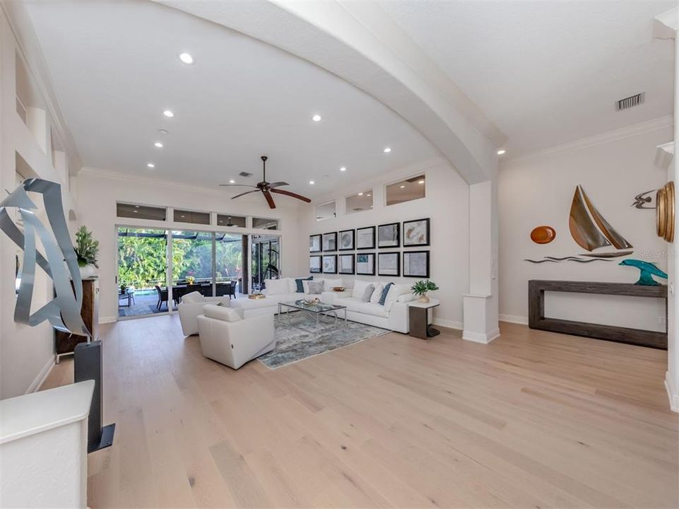 Active With Contract: $1,465,000 (4 beds, 3 baths, 3672 Square Feet)