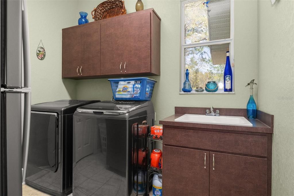 Oversized Laundry Room