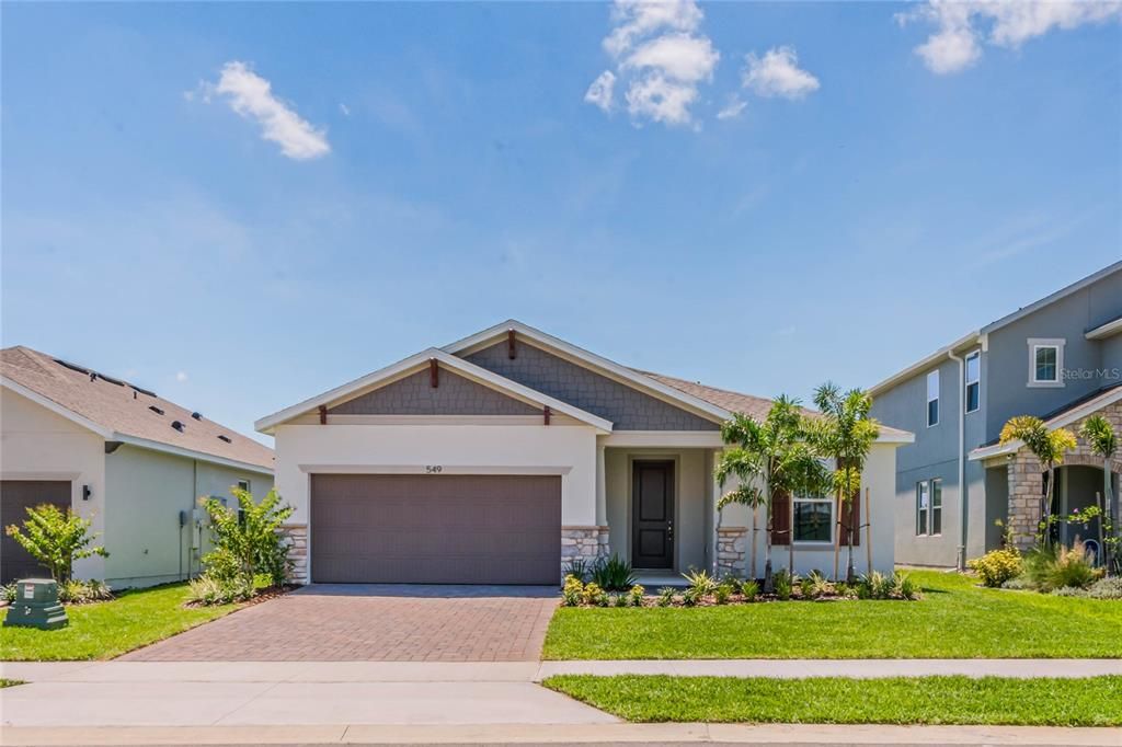 Active With Contract: $3,000 (4 beds, 3 baths, 1964 Square Feet)