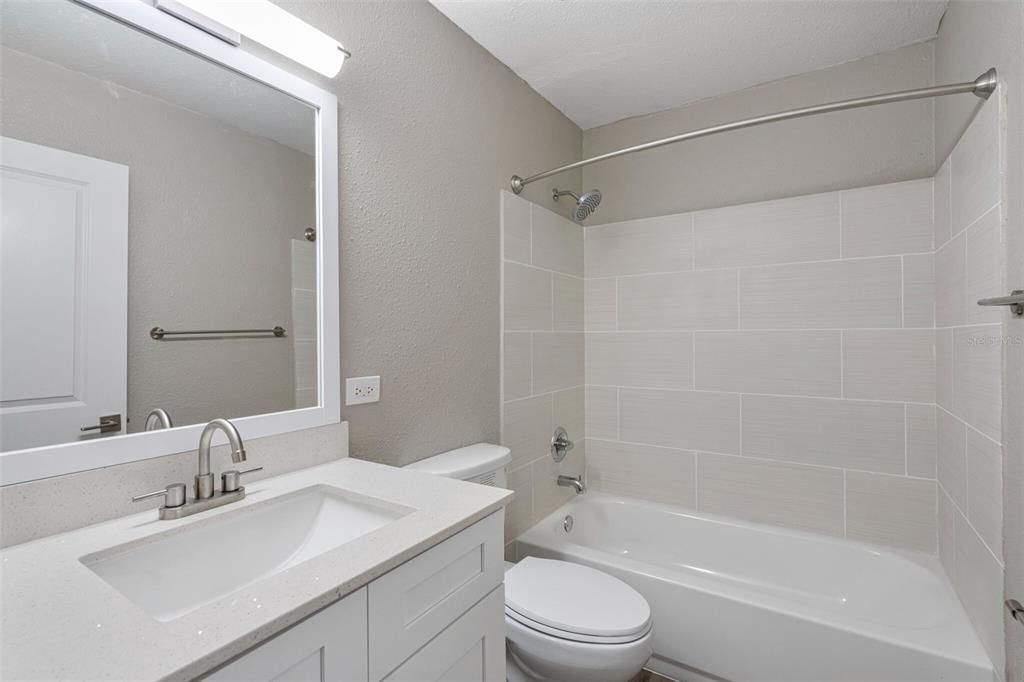 For Rent: $1,997 (3 beds, 2 baths, 1218 Square Feet)