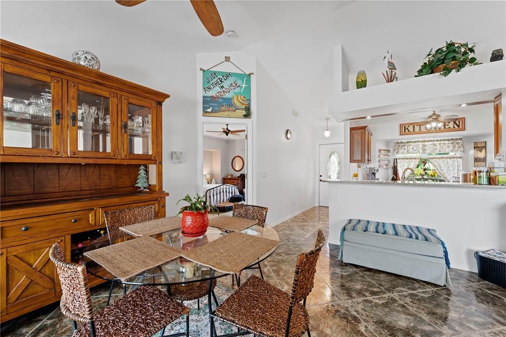 Active With Contract: $435,900 (3 beds, 2 baths, 1297 Square Feet)