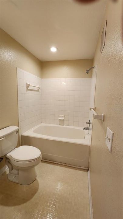 For Rent: $1,650 (2 beds, 2 baths, 1083 Square Feet)