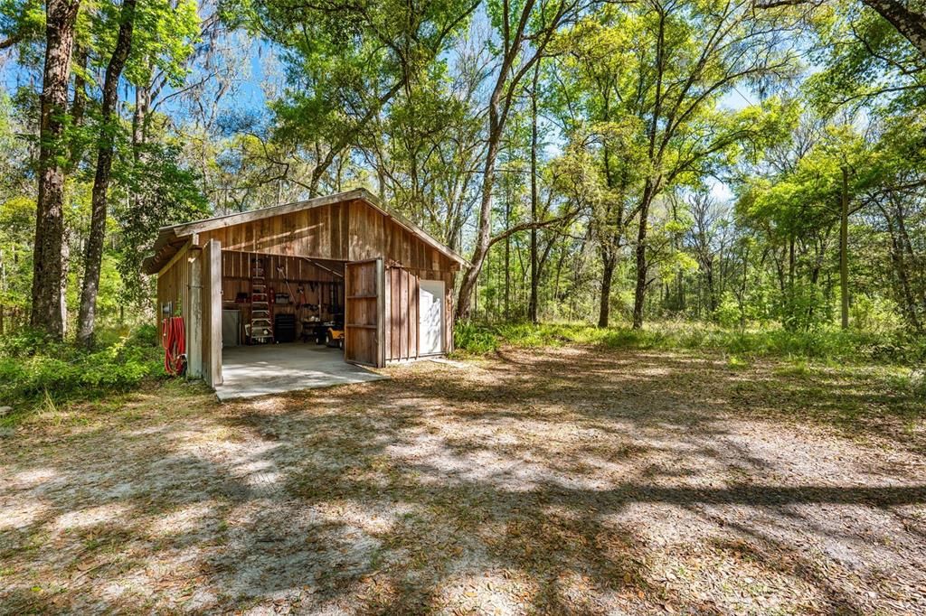 Detached Garage