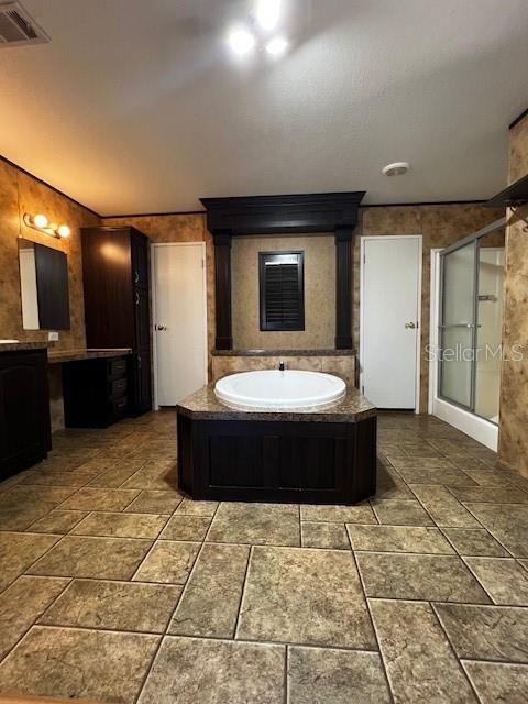 Master Tub with Closet entry on back wall