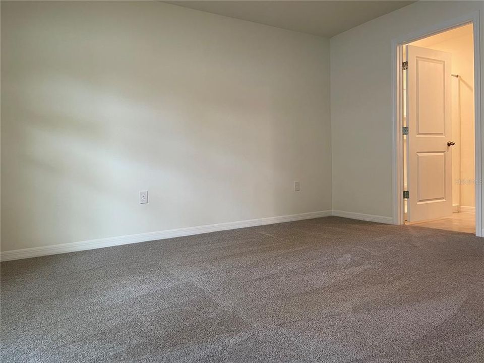 For Rent: $2,200 (3 beds, 2 baths, 1466 Square Feet)