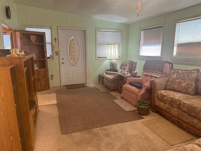 Recently Sold: $64,900 (2 beds, 1 baths, 748 Square Feet)