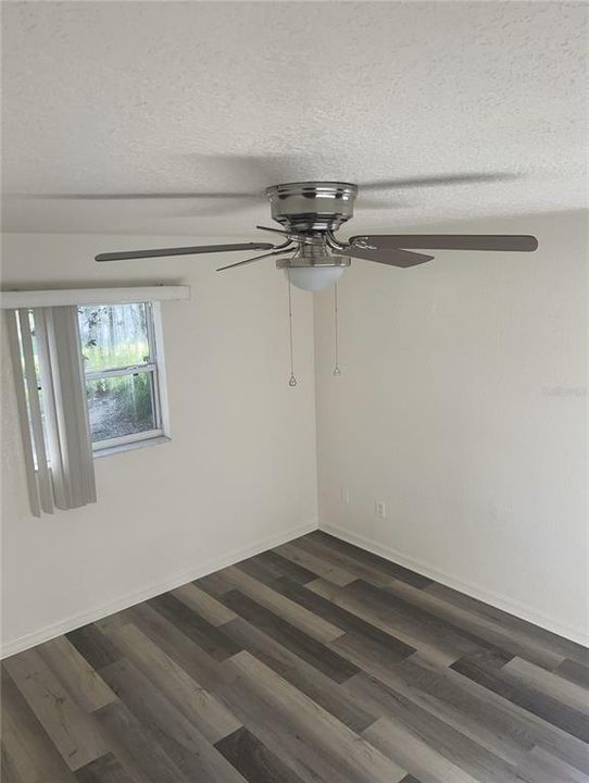 Active With Contract: $244,900 (3 beds, 2 baths, 1061 Square Feet)