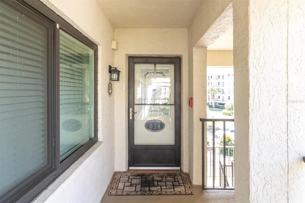 Recently Sold: $399,900 (2 beds, 2 baths, 1399 Square Feet)