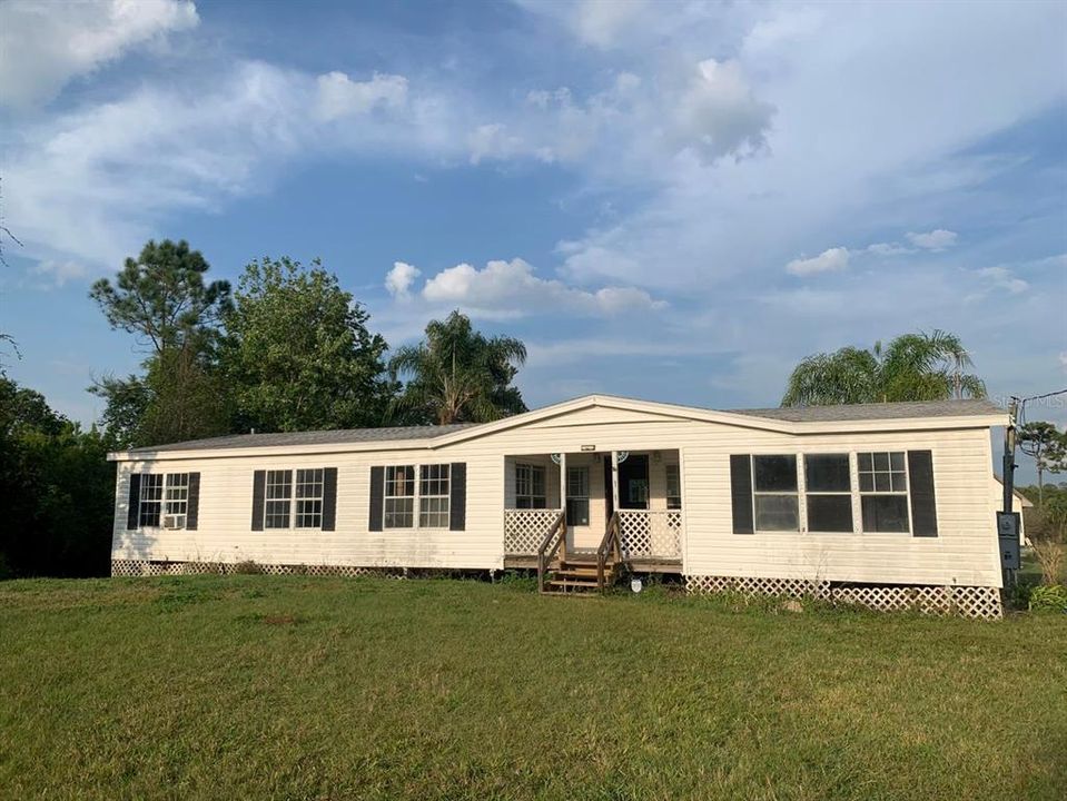 Recently Sold: $151,000 (3 beds, 2 baths, 1632 Square Feet)