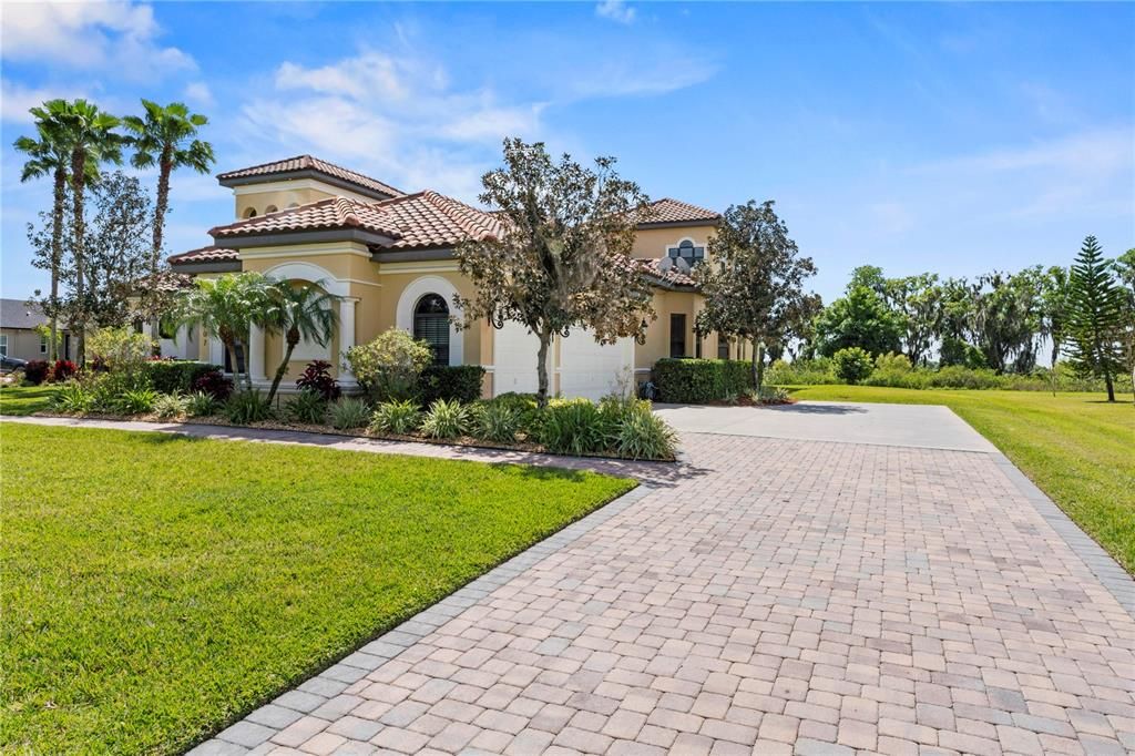 Active With Contract: $1,450,000 (5 beds, 4 baths, 4855 Square Feet)