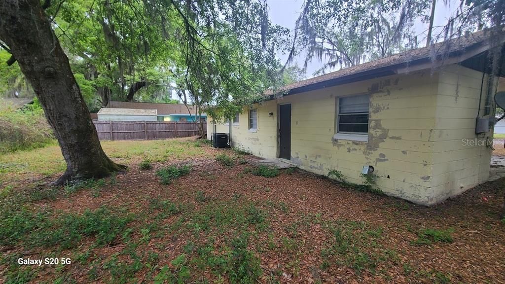 Recently Sold: $209,999 (3 beds, 1 baths, 1040 Square Feet)