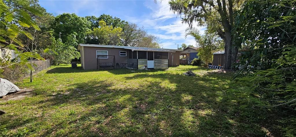 For Sale: $259,999 (3 beds, 1 baths, 975 Square Feet)