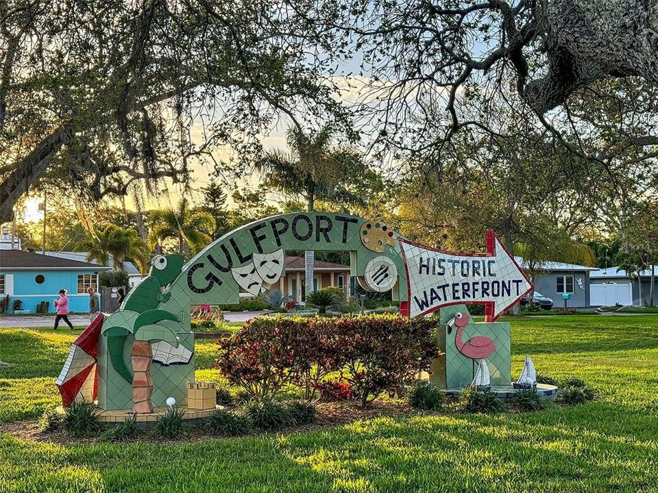 Welcome sign off of Gulfport Blvd