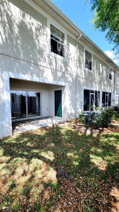 Active With Contract: $279,900 (2 beds, 2 baths, 1071 Square Feet)