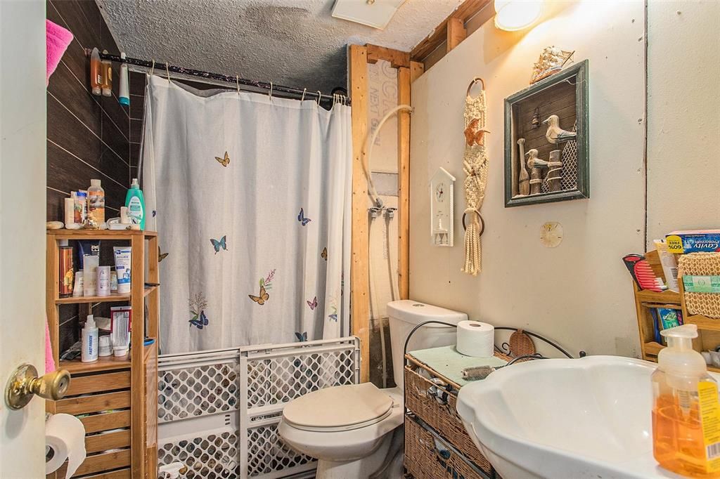 待售: $154,000 (3 贝兹, 2 浴室, 1512 平方英尺)