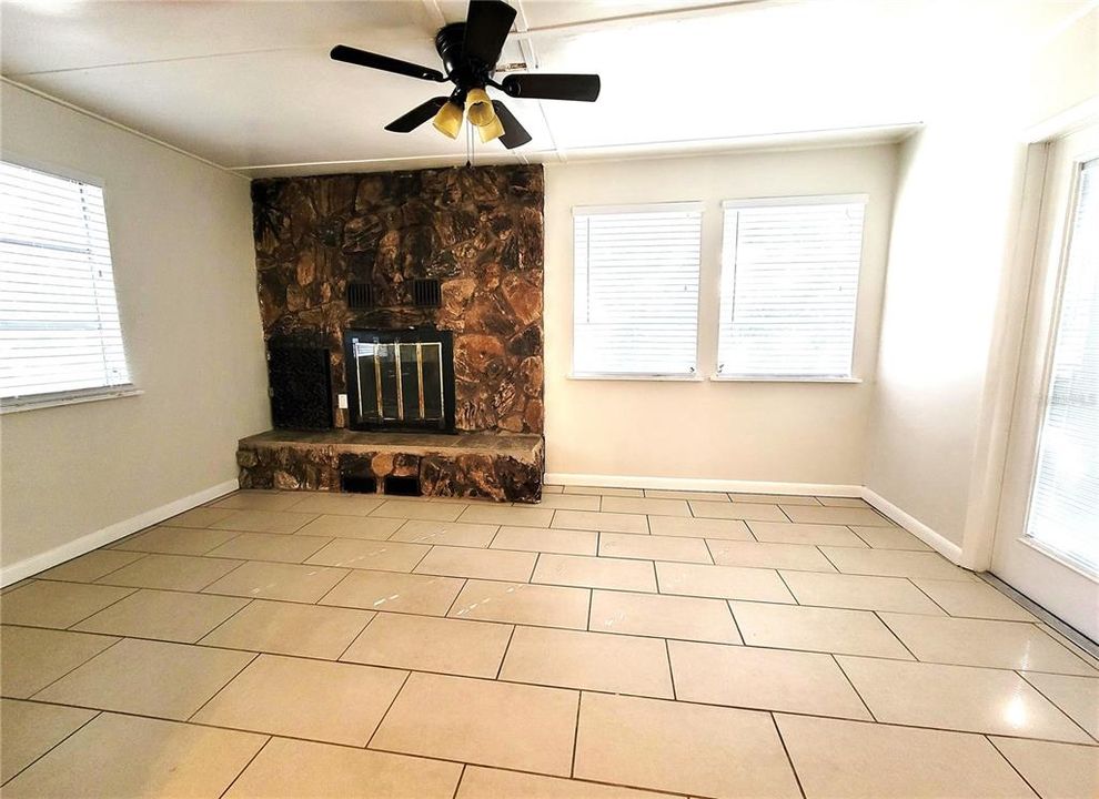 Recently Rented: $1,500 (2 beds, 2 baths, 1132 Square Feet)