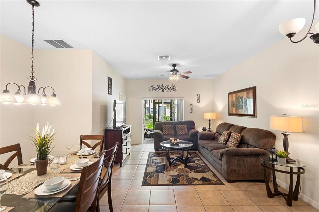 For Sale: $340,000 (3 beds, 2 baths, 1255 Square Feet)