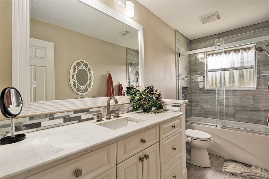 Active With Contract: $339,900 (3 beds, 2 baths, 1298 Square Feet)