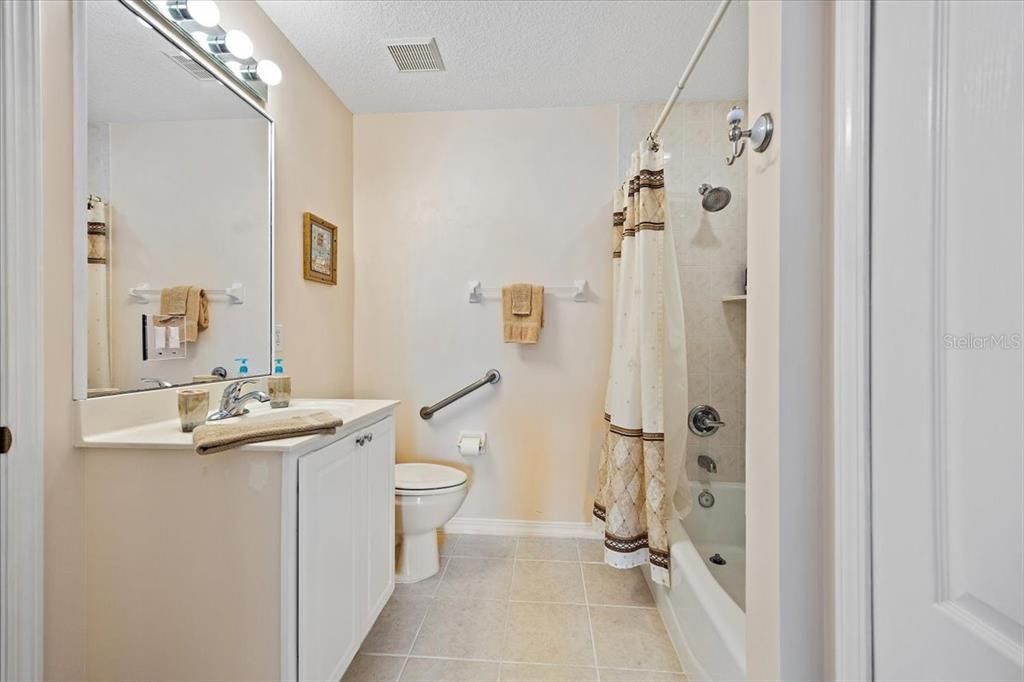 最近售出: $485,500 (2 贝兹, 2 浴室, 1544 平方英尺)