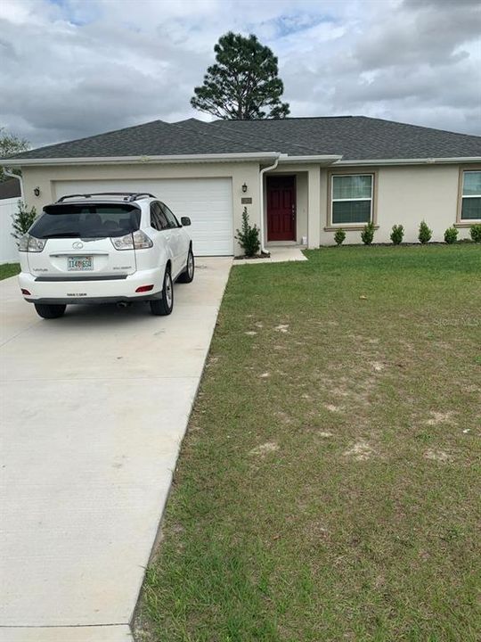 Recently Rented: $1,800 (3 beds, 2 baths, 1349 Square Feet)
