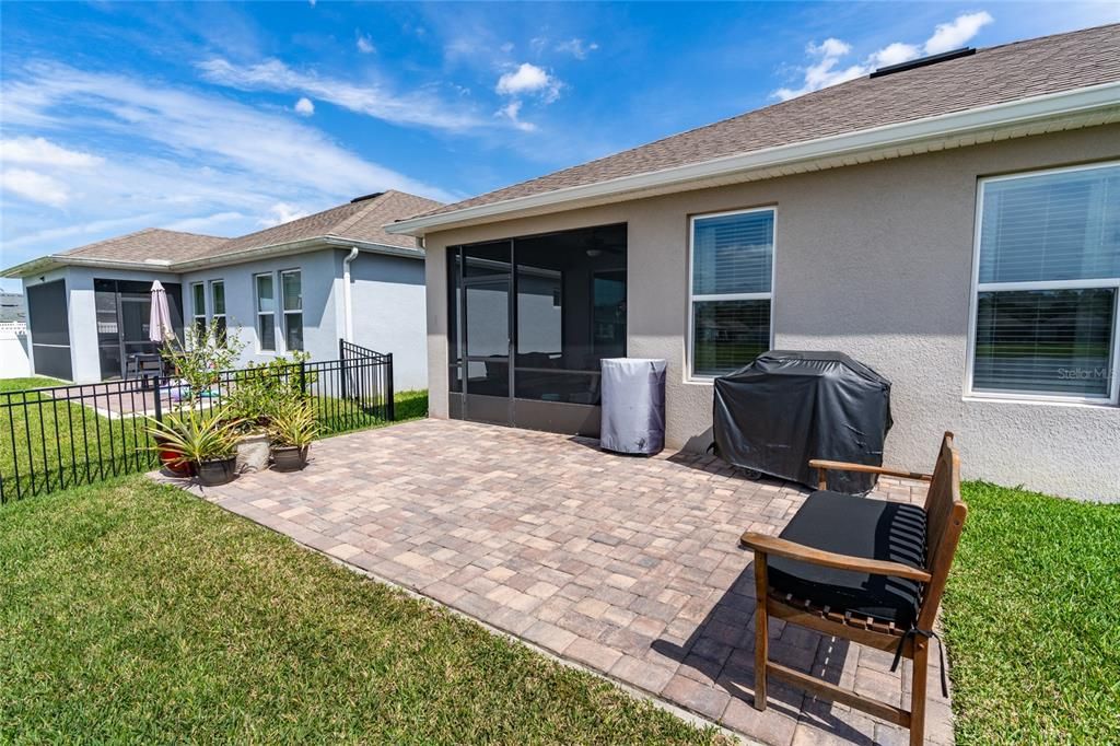 Recently Sold: $519,000 (3 beds, 3 baths, 2040 Square Feet)