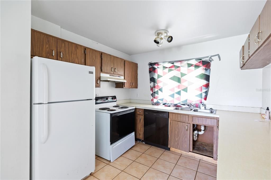 Recently Sold: $200,000 (3 beds, 2 baths, 1622 Square Feet)