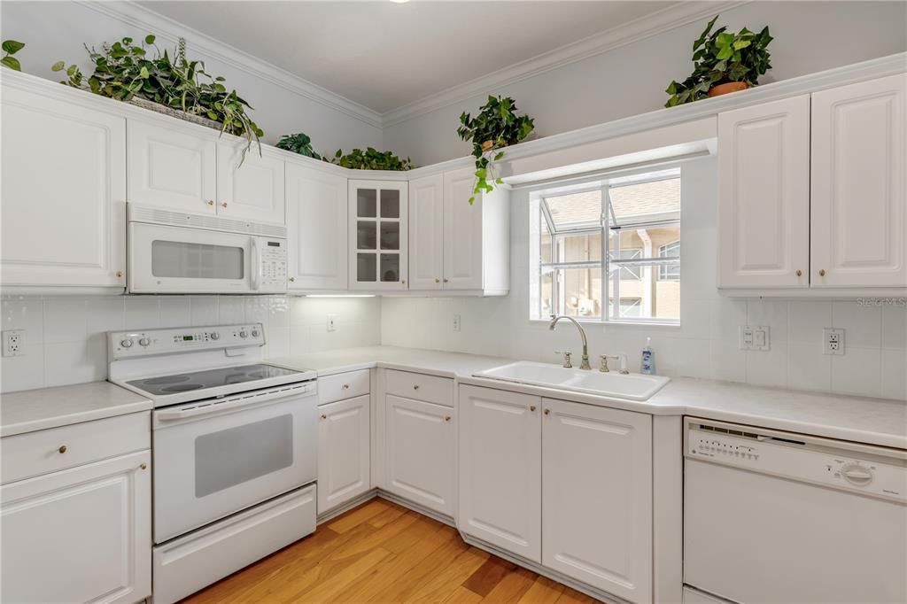 Recently Sold: $475,000 (3 beds, 2 baths, 1826 Square Feet)
