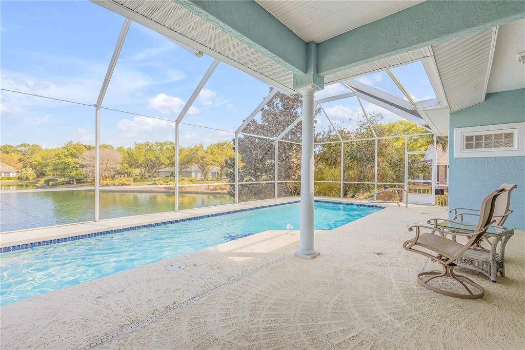 Recently Sold: $475,000 (3 beds, 2 baths, 1826 Square Feet)