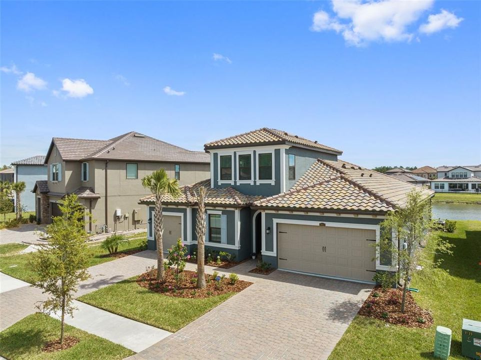 Recently Sold: $865,000 (4 beds, 3 baths, 3252 Square Feet)