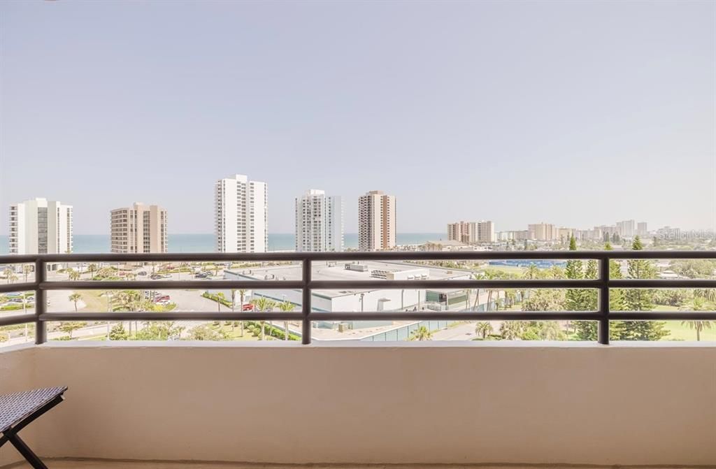 For Sale: $315,000 (2 beds, 2 baths, 1265 Square Feet)