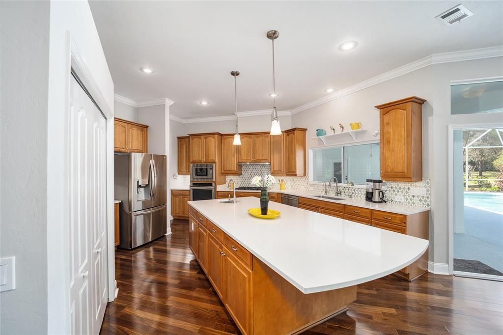 Active With Contract: $1,075,000 (4 beds, 3 baths, 4009 Square Feet)