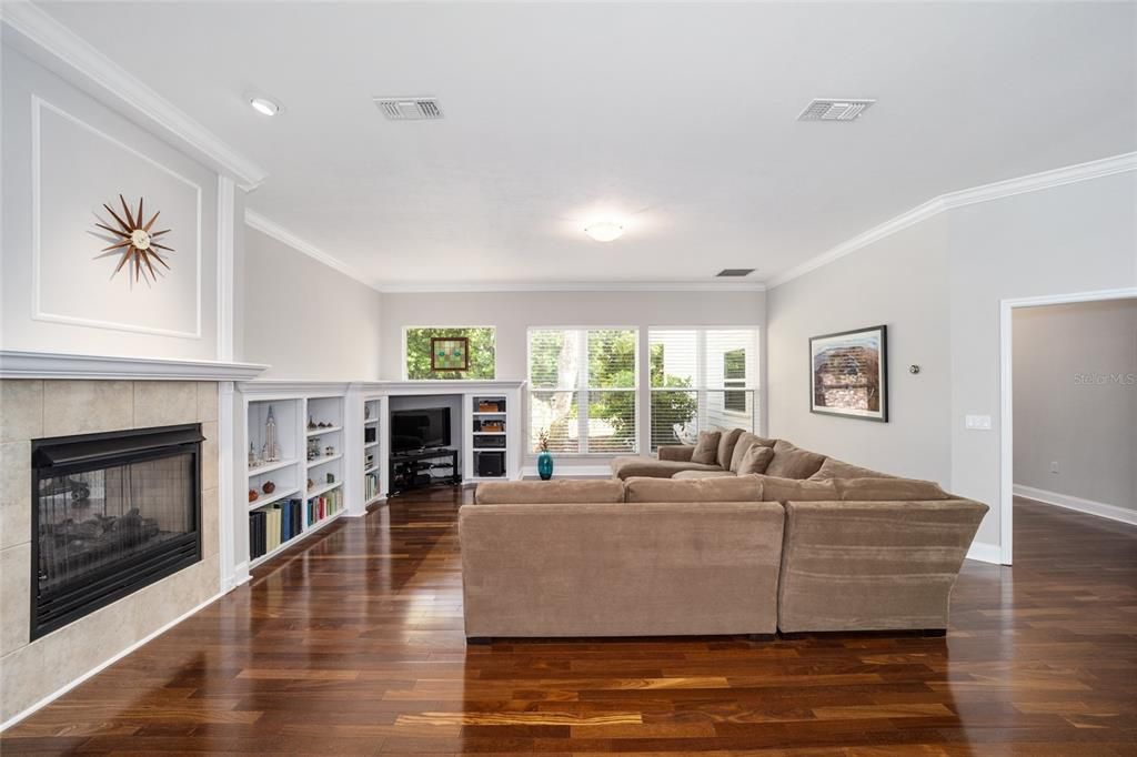 Active With Contract: $1,075,000 (4 beds, 3 baths, 4009 Square Feet)