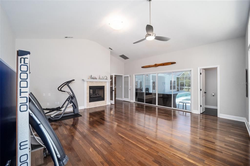 Active With Contract: $1,075,000 (4 beds, 3 baths, 4009 Square Feet)