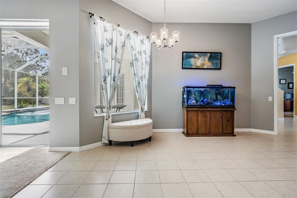 Breakfast nook overlooking pool