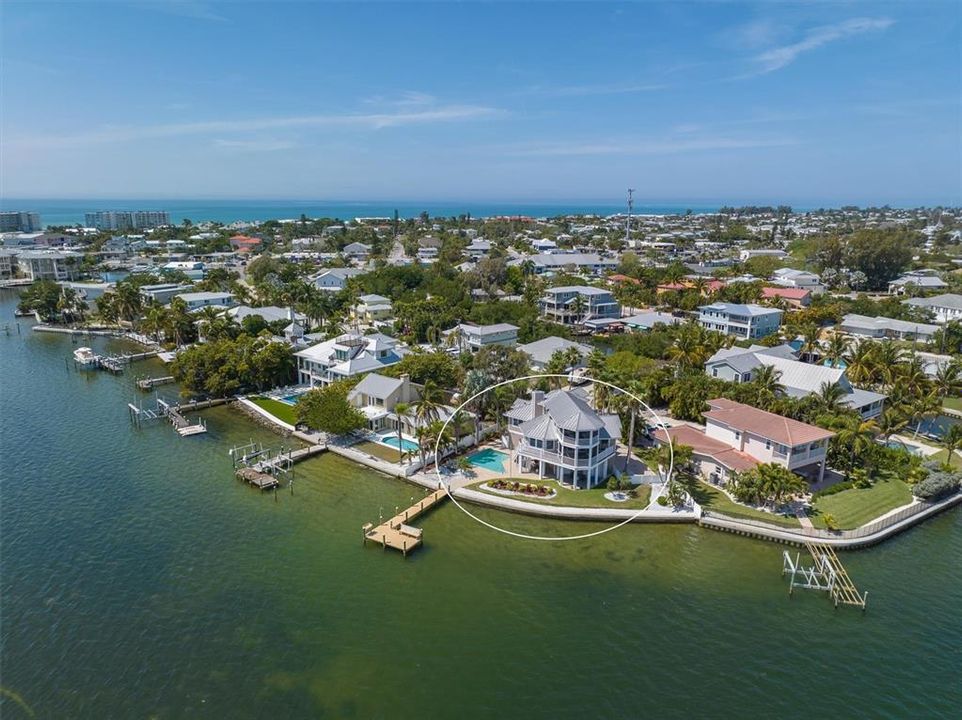 Active With Contract: $2,995,000 (3 beds, 2 baths, 2436 Square Feet)