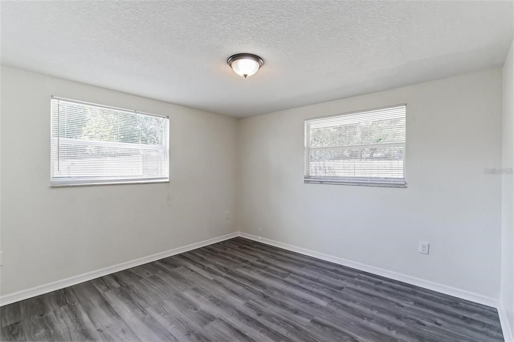 For Rent: $2,300 (3 beds, 2 baths, 1368 Square Feet)