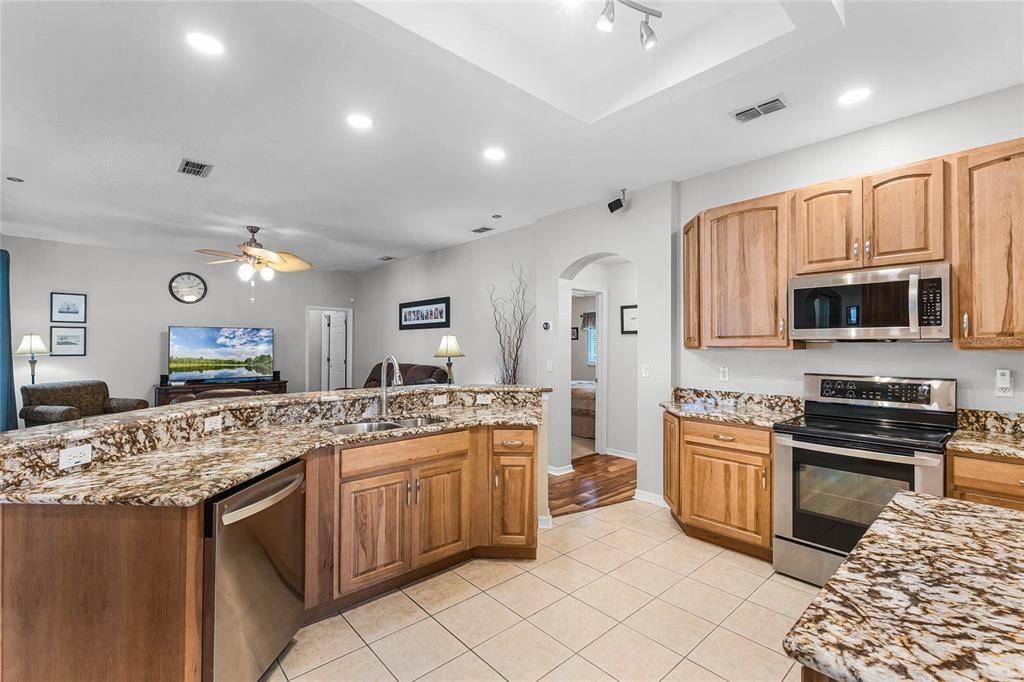 Active With Contract: $525,000 (4 beds, 3 baths, 2444 Square Feet)