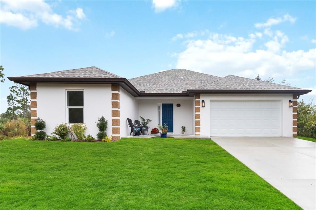 Active With Contract: $349,900 (3 beds, 2 baths, 1667 Square Feet)