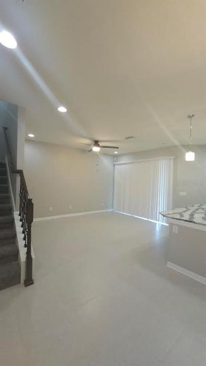 Recently Rented: $2,250 (3 beds, 2 baths, 1748 Square Feet)