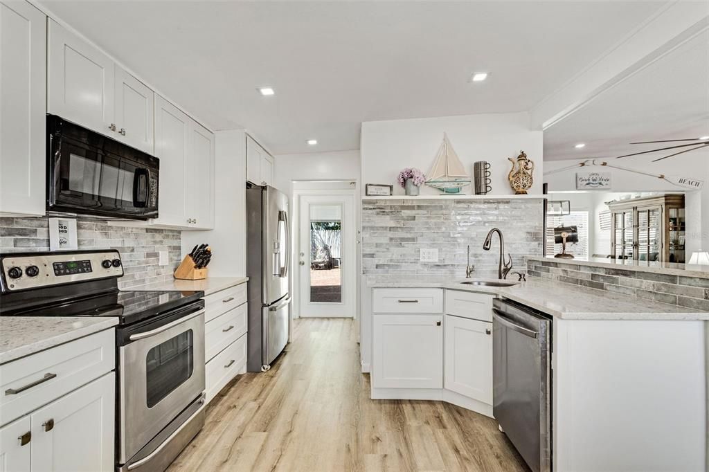 Active With Contract: $759,900 (4 beds, 2 baths, 1545 Square Feet)