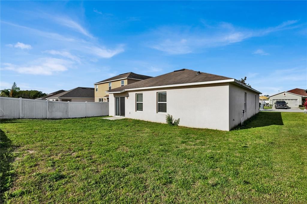 Active With Contract: $2,000 (4 beds, 2 baths, 1822 Square Feet)
