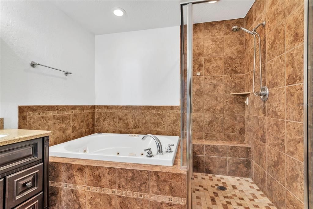 待售: $585,000 (3 贝兹, 2 浴室, 1658 平方英尺)