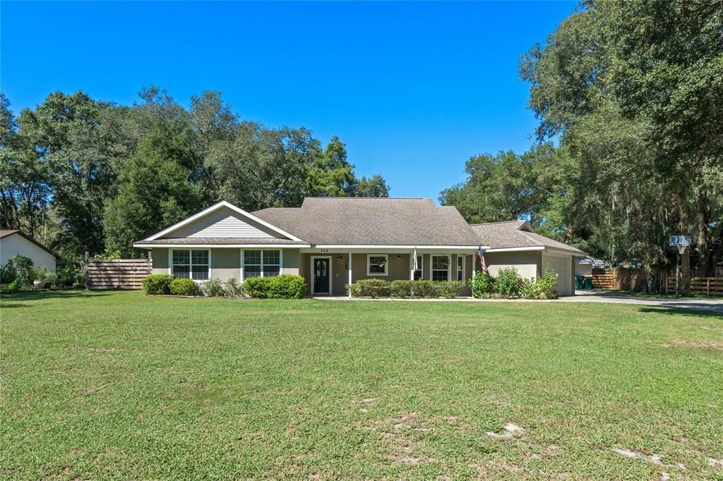 Recently Sold: $485,000 (5 beds, 4 baths, 2935 Square Feet)