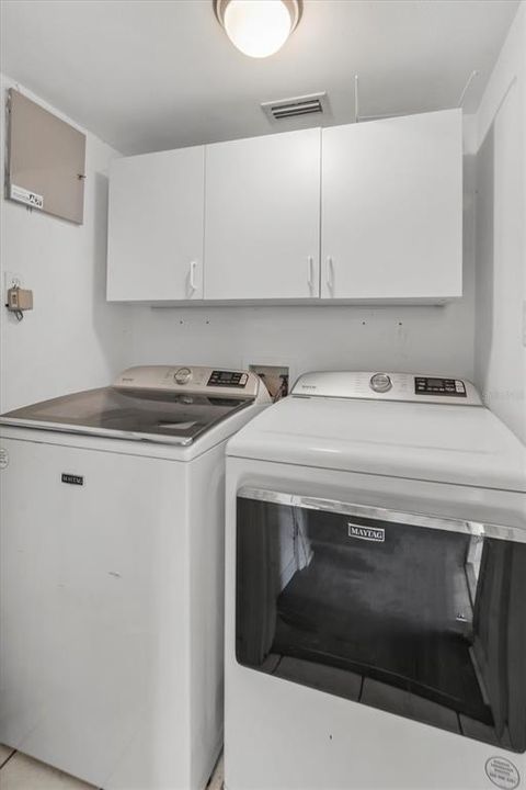 For Sale: $359,000 (2 beds, 2 baths, 1790 Square Feet)